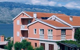 Villa Ata Razanac
